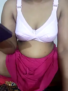 Snapshot of tissa12 chatting on 09/08/25, 05:12 tissa12 online show from 09/08/25, 05:12