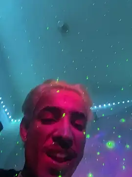 Snapshot of luluycoco chatting on 10/06/25, 02:14 luluycoco online show from 10/06/25, 02:14