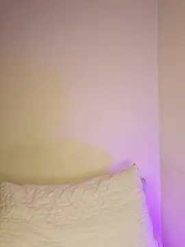 AmaiaSalvatore online show from 11/26/25, 10:11