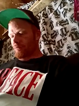 Snapshot of ed31devall chatting on 03/24/26, 07:41 ed31devall online show from 03/24/26, 07:41