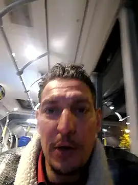 Snapshot of ARTANIS20 chatting on 05/19/26, 10:49 ARTANIS20 online show from 05/19/26, 10:49