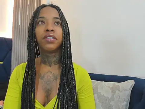 Pauline Fox online show from 10/21/25, 01:17