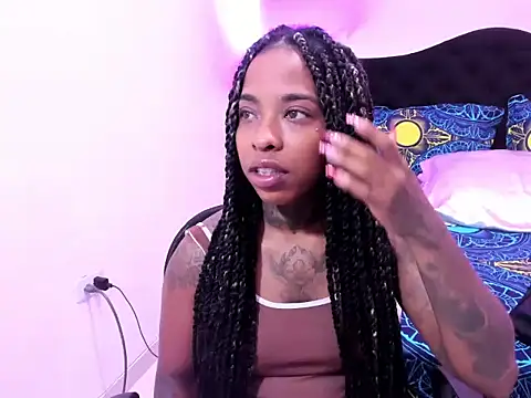 Pauline Fox online show from 04/29/26, 02:48