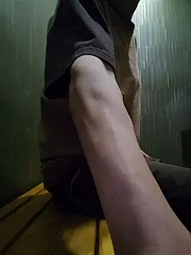 Snapshot of zzangzoa chatting on 11/04/25, 09:41 zzangzoa online show from 11/04/25, 09:41