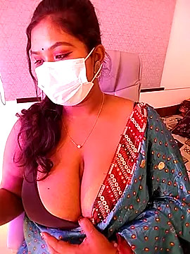 Snapshot of Cutee_Amrita chatting on 06/13/26, 11:02 Cutee Amrita online show from 06/13/26, 11:02