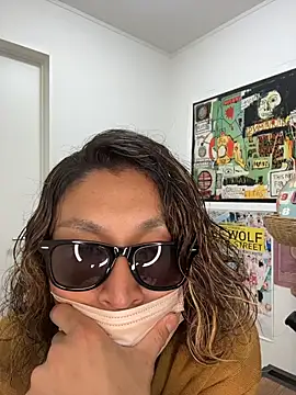 specialz0831 online show from 10/23/25, 11:53