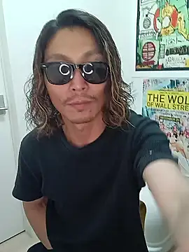 specialz0831 online show from 11/10/25, 10:36