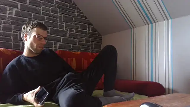 Snapshot of vers92_seb chatting on 10/03/25, 01:41 vers92 seb online show from 10/03/25, 01:41