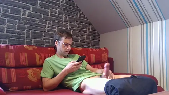 Snapshot of vers92_seb chatting on 10/12/25, 08:46 vers92 seb online show from 10/12/25, 08:46