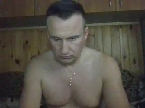 Snapshot of Maksymilian1 chatting on 11/18/25, 04:11 Maksymilian1 online show from 11/18/25, 04:11