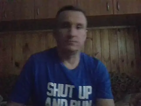 Snapshot of Maksymilian1 chatting on 01/06/26, 02:32 Maksymilian1 online show from 01/06/26, 02:32