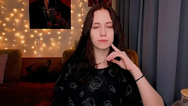 Snapshot of zaebali_ chatting on 02/21/26, 05:03 zaebali online show from 02/21/26, 05:03