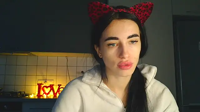 EvaMelnik online show from 10/07/25, 02:58