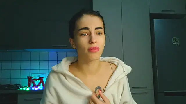 EvaMelnik online show from 10/13/25, 03:45