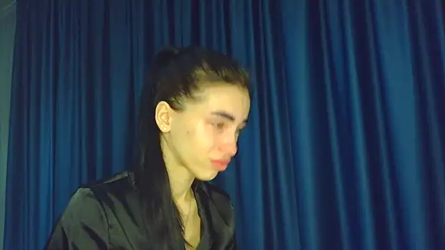 EvaMelnik online show from 11/23/25, 05:24