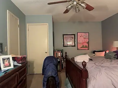 Snapshot of MommyGoddessL chatting on 10/07/25, 01:30 MommyGoddessL online show from 10/07/25, 01:30