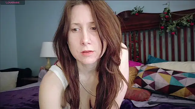 Snapshot of MommyGoddessL chatting on 04/02/26, 02:37 MommyGoddessL online show from 04/02/26, 02:37