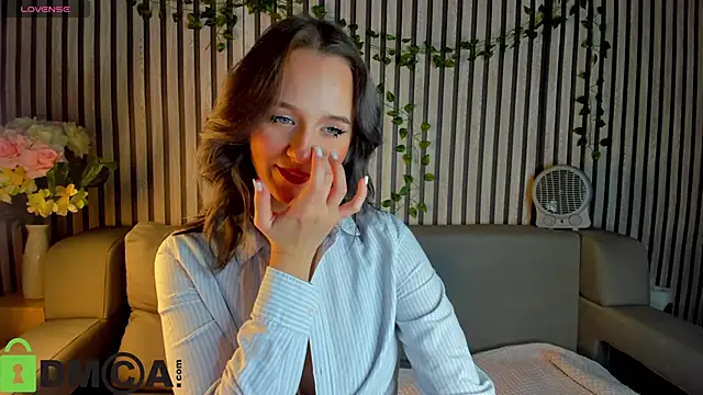 Casey Sweeet online show from 11/14/25, 05:33