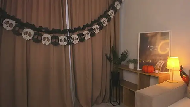 Elina Star online show from 10/28/25, 02:09