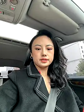 wen521 online show from 11/03/25, 01:51