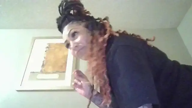 Snapshot of Flossee chatting on 02/07/26, 06:39 Flossee online show from 02/07/26, 06:39