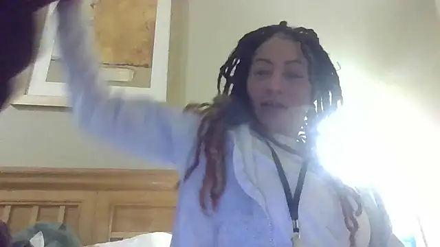 Snapshot of Flossee chatting on 02/20/26, 04:29 Flossee online show from 02/20/26, 04:29