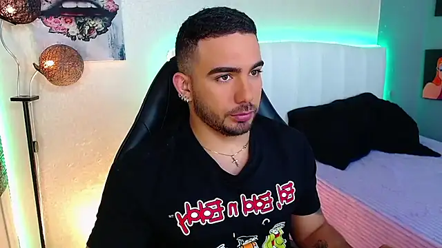adamhairy online show from 05/25/26, 07:09