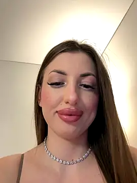 TiffaNoel online show from 10/05/25, 03:43