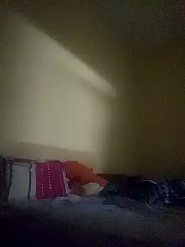 Snapshot of Nesch82 chatting on 03/07/26, 03:36 Nesch82 online show from 03/07/26, 03:36