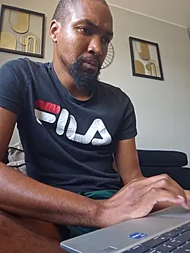 mojaymort online show from 10/15/25, 10:15