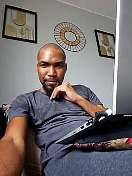 mojaymort online show from 10/20/25, 08:15