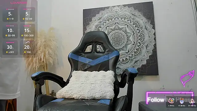 Snapshot of nextboywell1 chatting on 02/23/26, 12:57 nextboywell1 online show from 02/23/26, 12:57