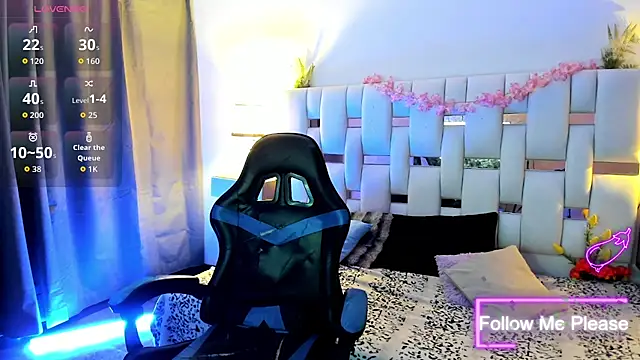 Snapshot of nextboywell1 chatting on 03/11/26, 03:12 nextboywell1 online show from 03/11/26, 03:12