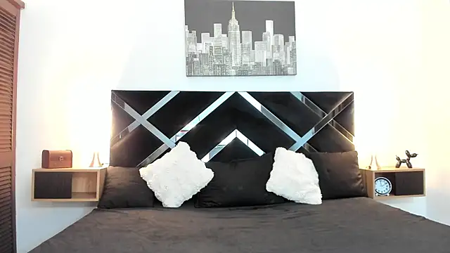 nextboywell1 online show from 05/08/26, 03:01