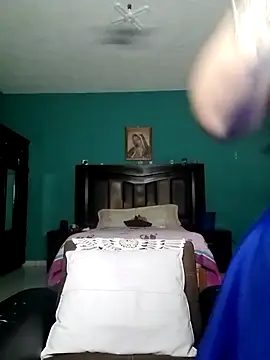 cositabonita08 online show from 11/27/25, 09:17