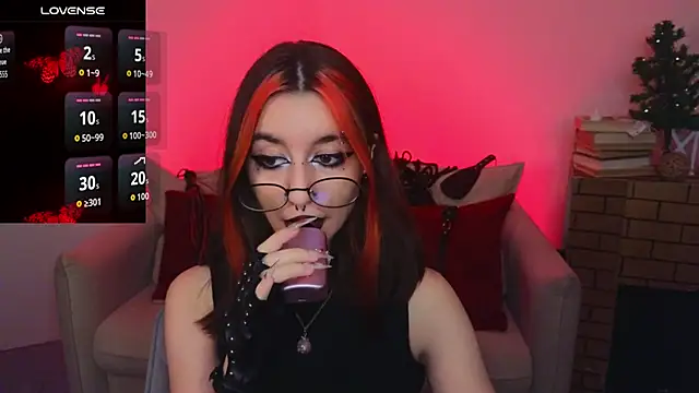 Mistress  Marcelline online show from 12/17/25, 09:48