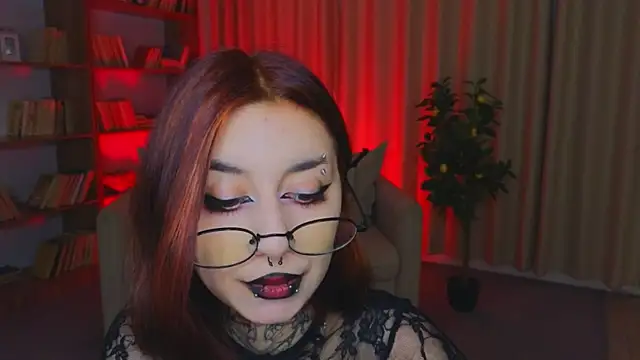 Mistress  Marcelline online show from 06/25/26, 02:44