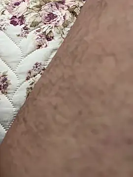 Snapshot of KAZANOVAA chatting on 01/17/26, 03:06 KAZANOVAA online show from 01/17/26, 03:06