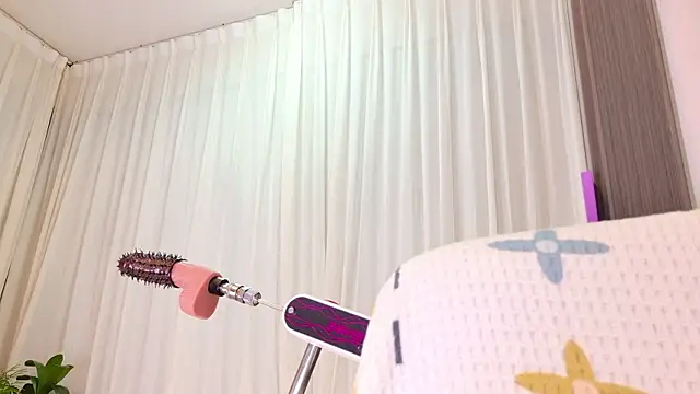 B-Yaya online show from 06/20/26, 01:03