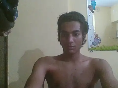 Snapshot of Alfasex8 chatting on 05/17/26, 07:43 Alfasex8 online show from 05/17/26, 07:43