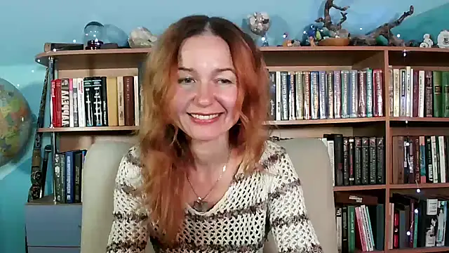 Snapshot of Foxilady357 chatting on 10/23/25, 09:41 Foxilady357 online show from 10/23/25, 09:41