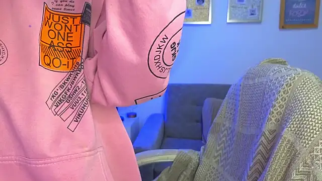 yulian vasquez online show from 12/03/25, 12:25