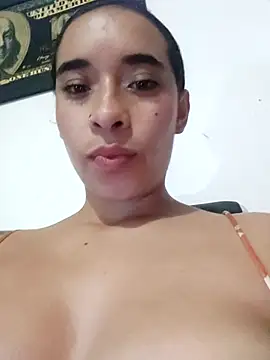 Valenn fernandez online show from 05/05/26, 02:52