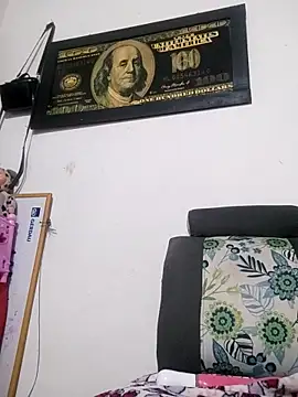 Valenn fernandez online show from 05/06/26, 03:46