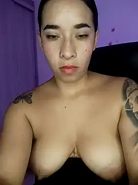 Valenn fernandez online show from 06/25/26, 05:12