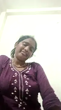 Snapshot of Guriya0076 chatting on 06/04/26, 01:17 Guriya0076 online show from 06/04/26, 01:17