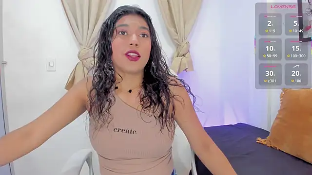 andrea sanchezz online show from 10/10/25, 07:02