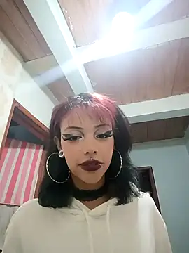 Snapshot of U-Upaaita chatting on 02/13/26, 01:23 U-Upaaita online show from 02/13/26, 01:23