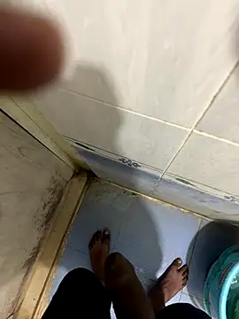 Snapshot of kissyou__89 chatting on 10/30/25, 02:07 kissyou 89 online show from 10/30/25, 02:07