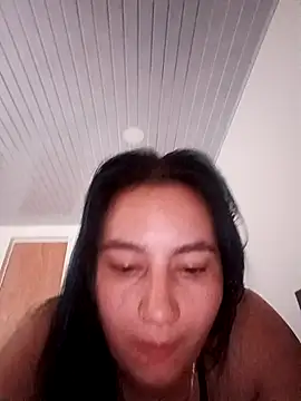 Snapshot of Lunavexa chatting on 03/29/26, 07:36 Lunavexa online show from 03/29/26, 07:36